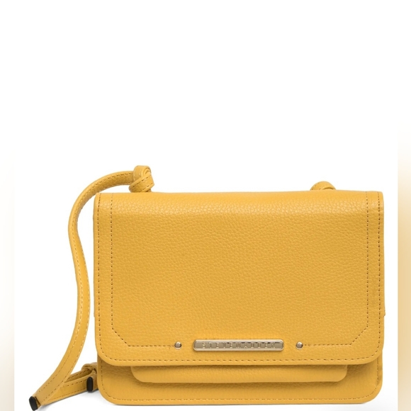 Steve Madden Women's Krissy Crystal Chain Wallet Crossbody & Clutch - View #10